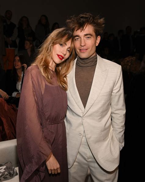 Batman Actor Robert Pattinson And Suki Waterhouse Spark Engagement Buzz