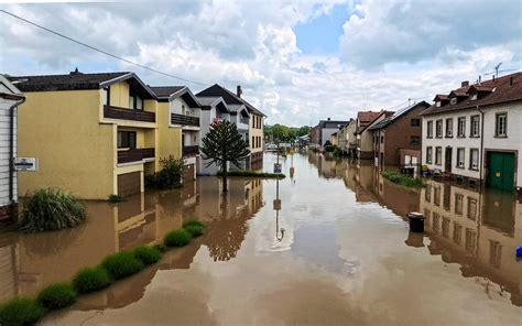 Saarbr Cken Hochwasserlage In Fechingen Dramatisch Schwere Sch Den