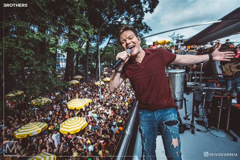 Bloco Bem Sertanejo De Michel Tel Desfila Pela Primeira Vez No