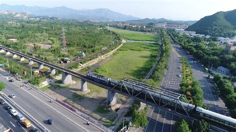 北京市郊铁路“通密线”6月30日开通运营 视频中国