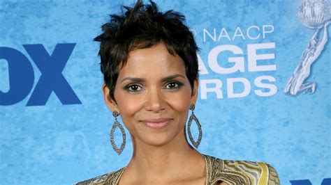 🔥 Download Halle Berry Hollywood Actress With Earing Wallpaper Hd By