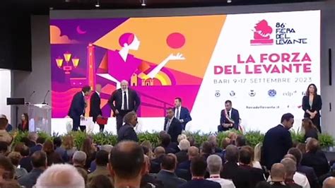 Bari Salvini Decaro Ed Emiliano Per L Inaugurazione Della Fiera Del