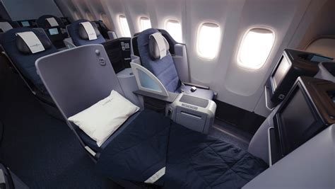 Flight Review United B757 200 Business Class Business Traveller