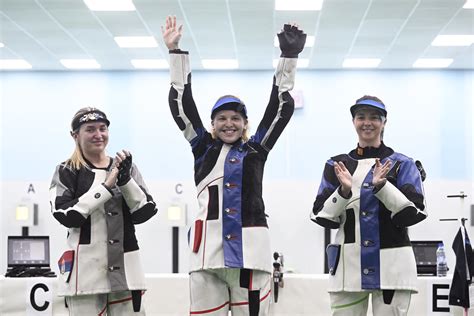 Tir Médaille d or pour Océanne Muller Carabine 10m France Olympique