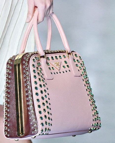 C Mo Decorar Un Bolso Con Piedras Y Hacer Que Brille Mucho M S Bolsos