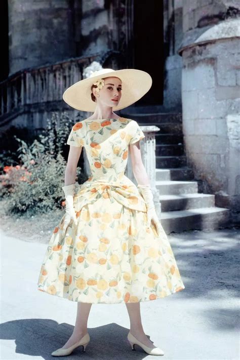 The 44 Most Glamorous Photos Of Audrey Hepburn Audrey Hepburn Outfit