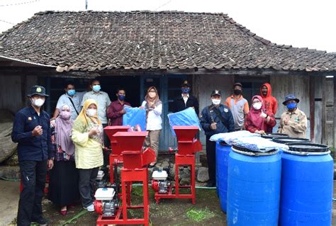 Lima Kelompok Binaan Balai Tn Gunung Merbabu Terima Bantuan Kemitraan