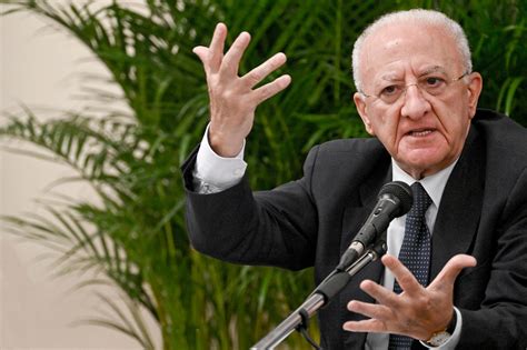 Vincenzo De Luca Il Pd Tace Sulla Giustizia Diventato Un Partito