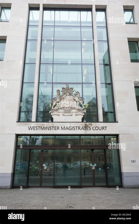 Westminster magistrates court building hi-res stock photography and ...