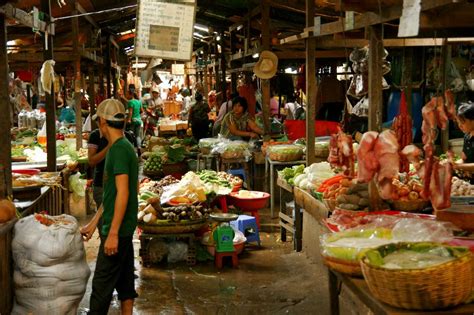 6 Markets In Cambodia For Some Excellent Thrift Shopping