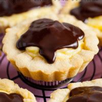 Copycat Crumbl Boston Cream Pie Cookies Bread Booze Bacon