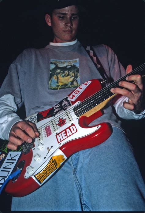 Tom playing his first guitar at a Blink show in 1993 : r/Blink182