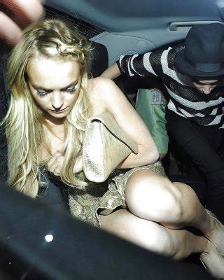 Lindsay Lohan Upskirt Oops Porn Pictures XXX Photos Sex Images PICTOA