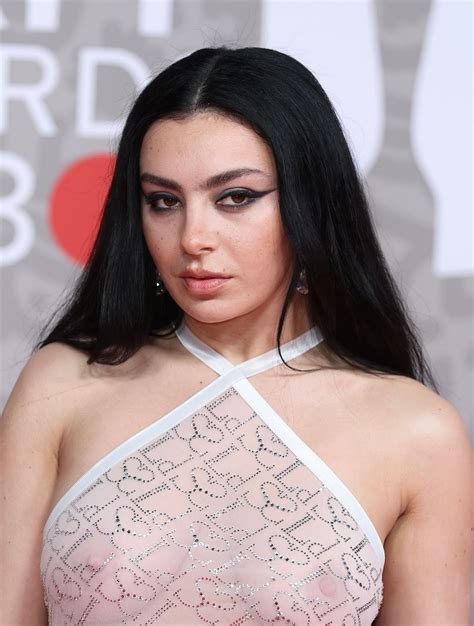 Charli Xcx See Through Tits At The Brit Awards 2023 20 Photos The Fappening