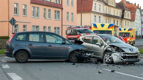 Zwei Verletzte Nach Unfall In Zittau Radio Lausitz