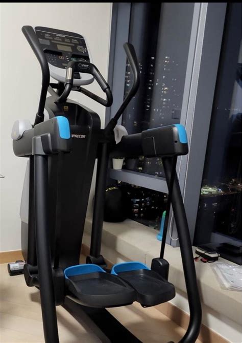 Precor 835 Amt Adaptive Motion Trainer Elliptical 專業健身中心 太空慢步機 樓梯機