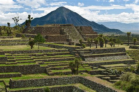 Zona Arqueológica de Cerritos de San Cristóbal Tepatlaxco Destinos México