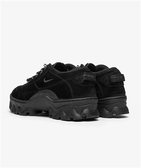 Black Nike Lahar Low Svd