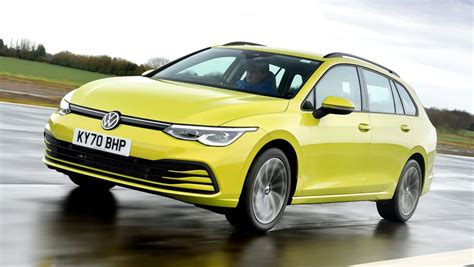 Volkswagen Golf Estate 1.4 TSI review | Auto Express