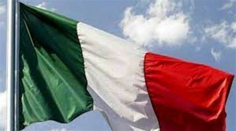 220 anni del Tricolore Caruso Simbolo di unità e identità culturale