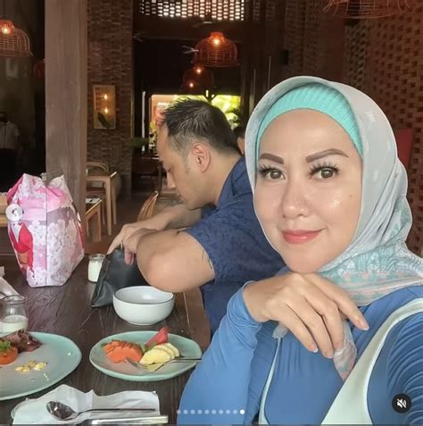 Potret Venna Melinda Dan Ferry Irawan Liburan Bareng Ke Bali Jelang