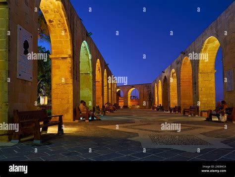 The Night View Of The Upper Barrakka Garden S Terraced Arches In