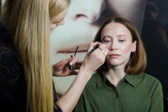 Nude макияж с Nars урок от Анны Прядка Beauty Insider