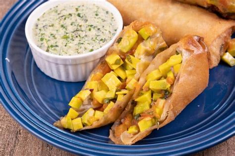 Copycat Cheesecake Factory Avocado Egg Rolls Recipe