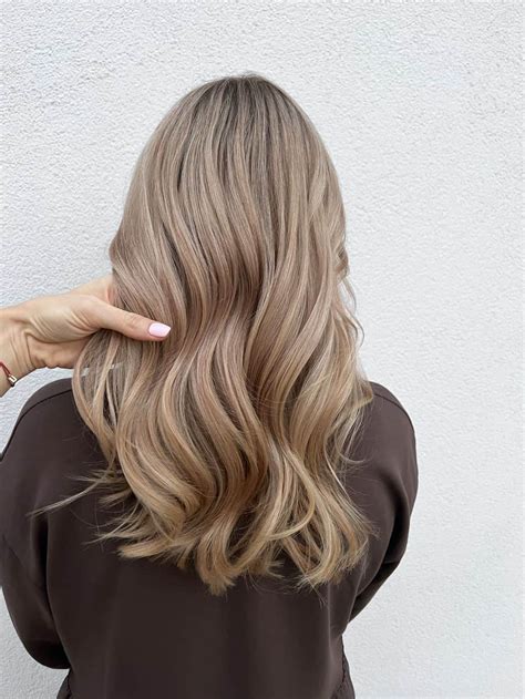 Balayage CutCut Pracownia Fryzjerska Poznań