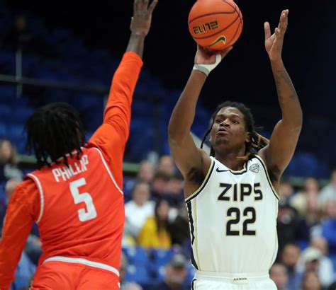 Back from Achilles injury, Mikal Dawson brings toughness, 3s to Akron Zips men's basketball