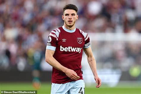 West Ham Are Prepared To Sell Declan Rice This Summer If They Receive A