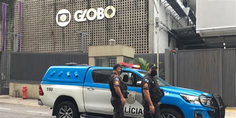 Homem invade a Globo pelado dá tiros e canal recebe alerta de bomba