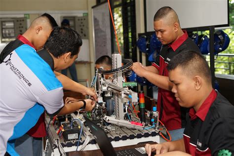 Teknik Elektronika Smk Wisudha Karya Kudus