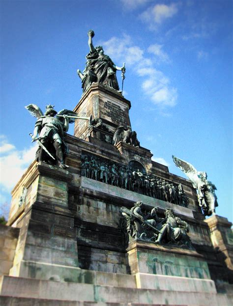 Niederwalddenkmal The Niederwalddenkmal Is A Monument Loca Flickr