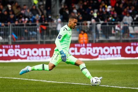 Le jour où Alban Lafont jouait dans l équipe de Mickaël Landreau