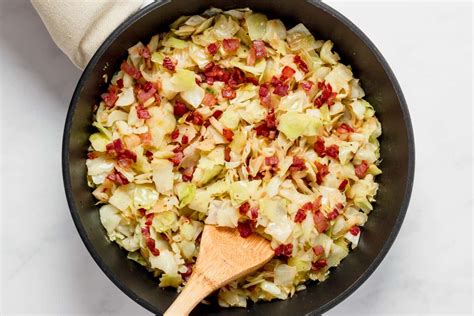 Bacon Cabbage Stir Fry - Cookrita