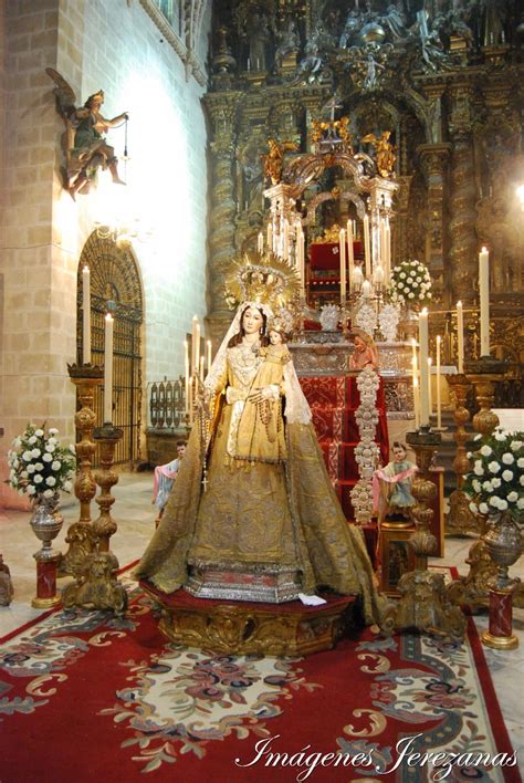 Imagenes Jerezanas Besamanos a Nuestra Señora del Rosario de los