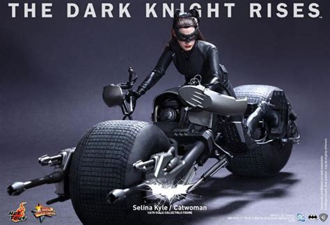 Hot Toys Reveals The Dark Knight Rises Catwoman Figure Superhero Hype Dark Knight Rises