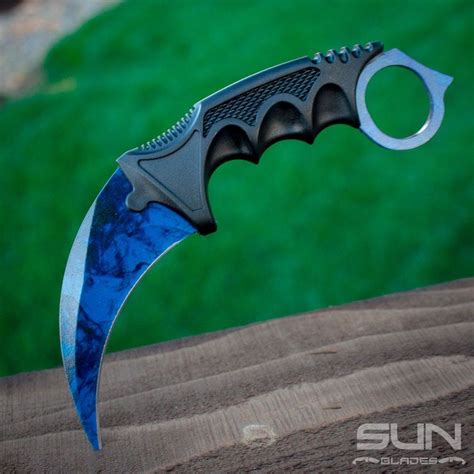 Blue Smoke Karambit | Karambit, Knife, Cool knives