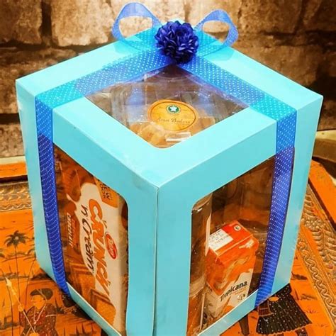 Scrumptious Bakery Delicacies Hamper Avon Bakers