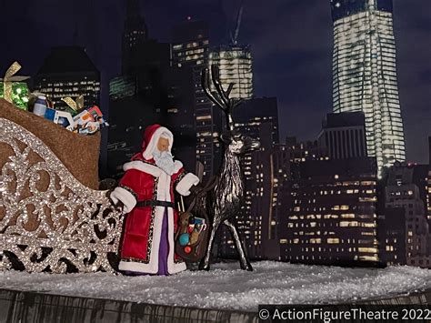 🎵🎶 Santa Claus Is Coming To Town 🎶🎵 - 🎅🏻 : r/ActionFigures