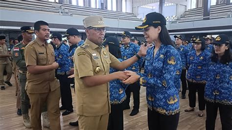 Pj Bupati Ambil Sumpah Pns Baru Di Lingkungan Pemkab Tapteng