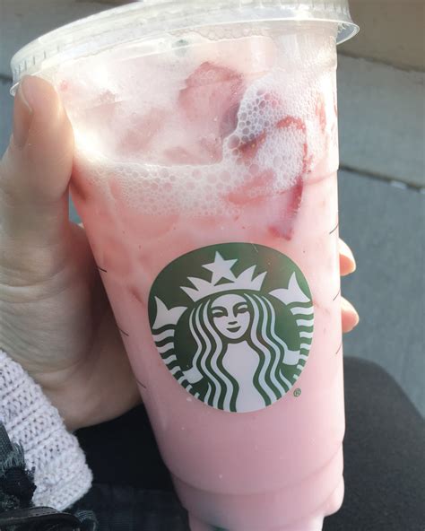 Strawberry Refresher Starbucks