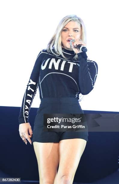 Fergie Singer Photos and Premium High Res Pictures - Getty Images