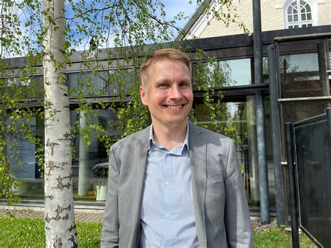 Aarne Kiviniemi valittiin Oulun seurakuntayhtymän johtajaksi | Rauhan ...