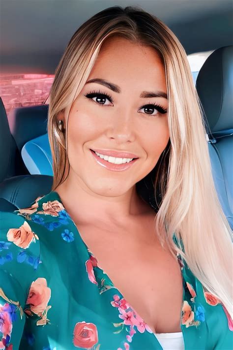 Beautiful Irina 40 Y O From Krivoy Rog With Blonde Hair ID 835983 LadaDate