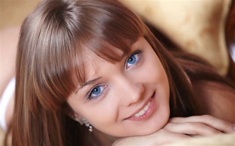 People 1920x1200 Women Model Brunette Long Hair Face Portrait Looking