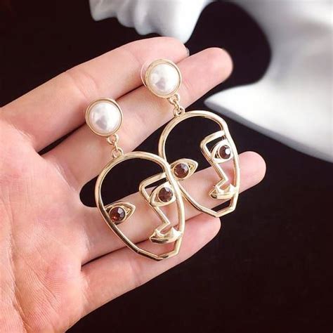 Simply Stunning Pearl Face Hollow Earrings