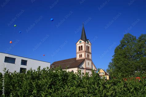 Dorfplatz Sandweier Baden Baden Mit Kirche St Katharina Stock Photo