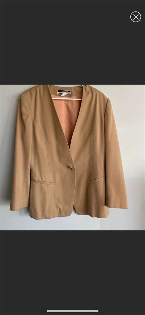 Vintage 90s Tan Gem